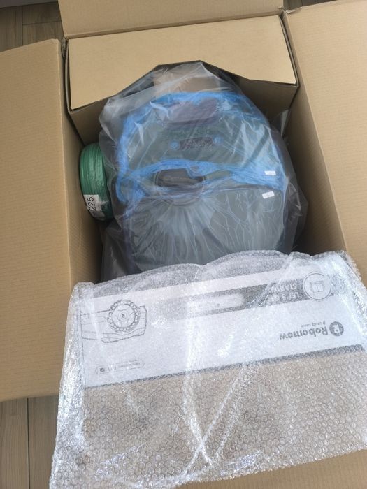 Robot koszący Robomow RKS 1500 nowy z przewodem ograniczajacym