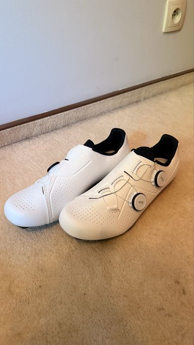 Buty szosowe rowerowe karbonowe ekoi r4