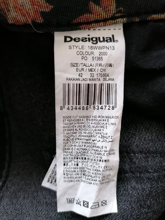 Piękne spodnie Desigual