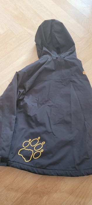 Kurtka Jack Wolfskin 140, jesien/ lekka zima