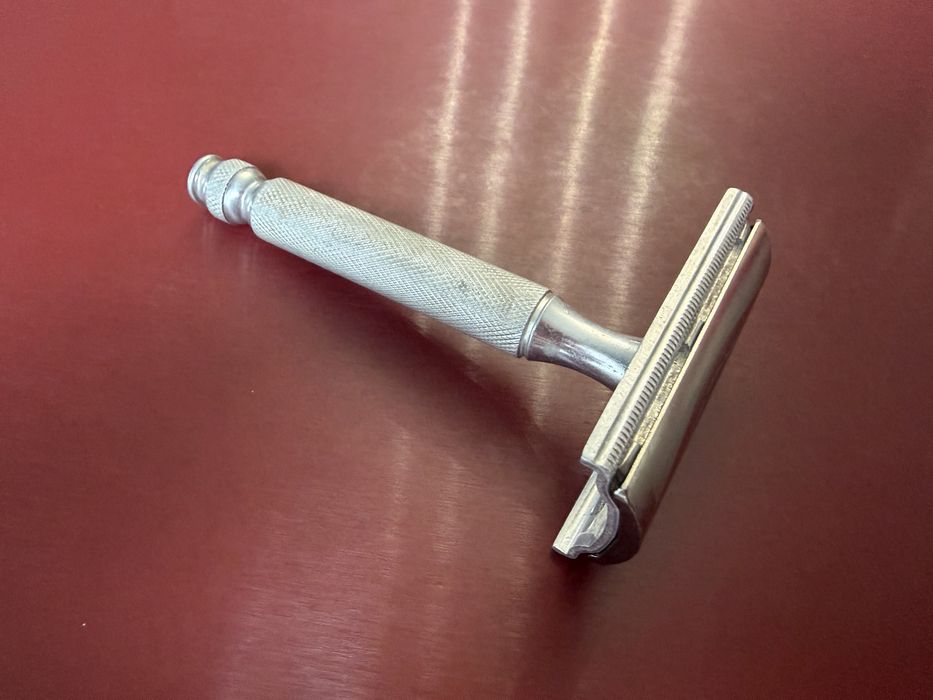 Станок Т образный бритва для бритья Gillette Tech