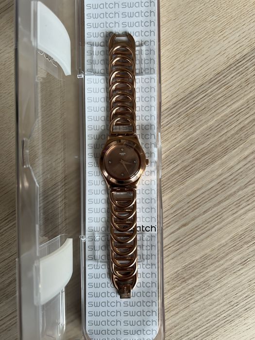 Zegarek Swatch, różowe złoto