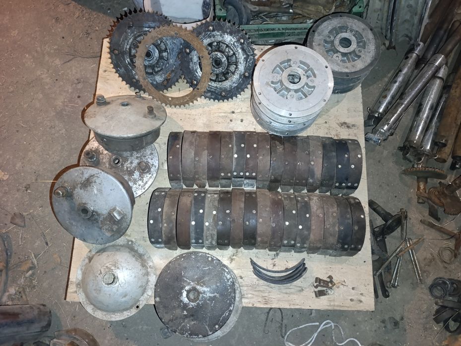 Дуже багато запчастин до мотоцикла  panonnia/розборка