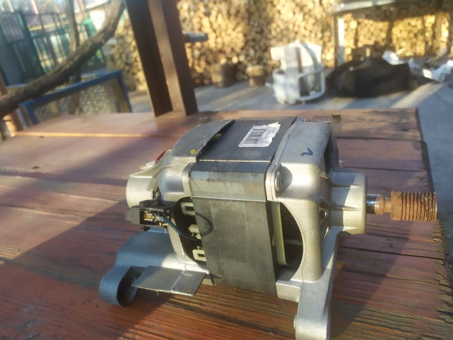 Мотор с стиральной машины