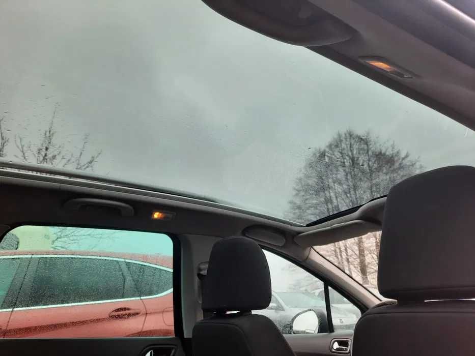 Ładny stan 1.6 benzyna ważne opłaty