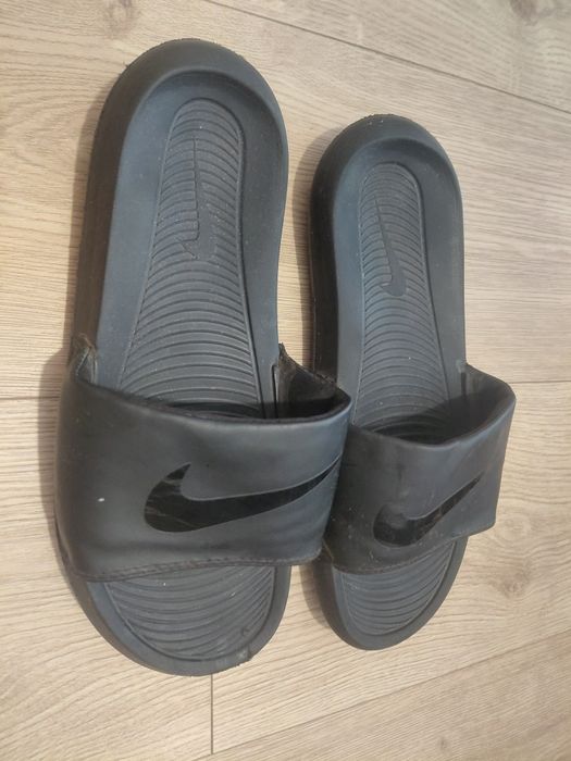 Шльопанці Nike  41
