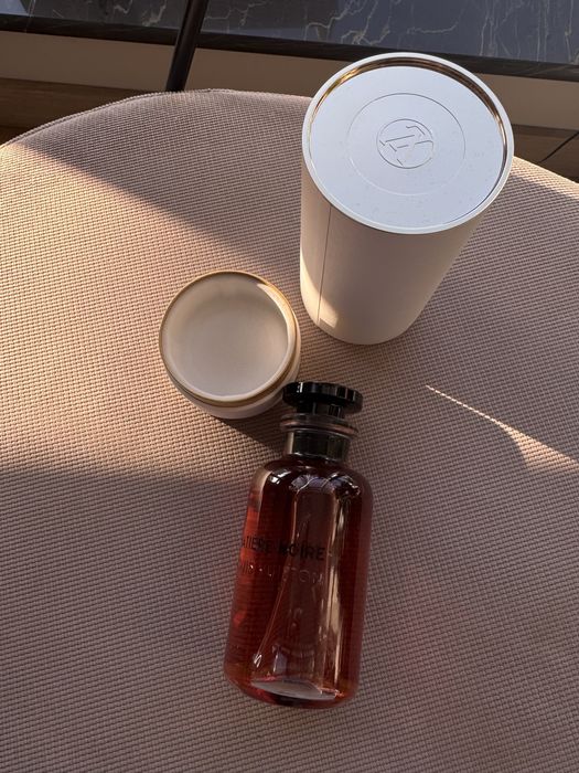 Парфюм louis vuitton matiere noire