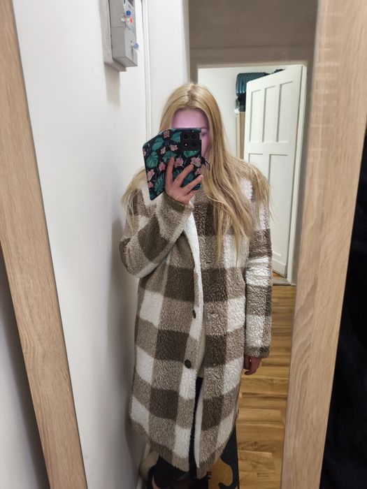 Futerko /płaszcz Shein w kratkę