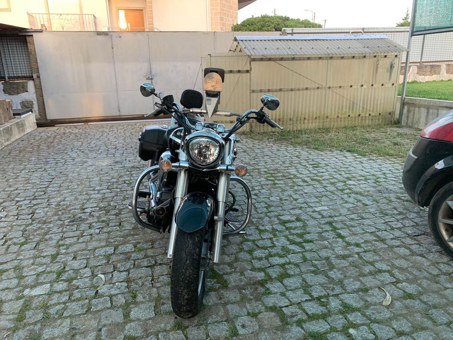 Yamaha XVS 1300 Midnight Star - 11.000 Km com extras