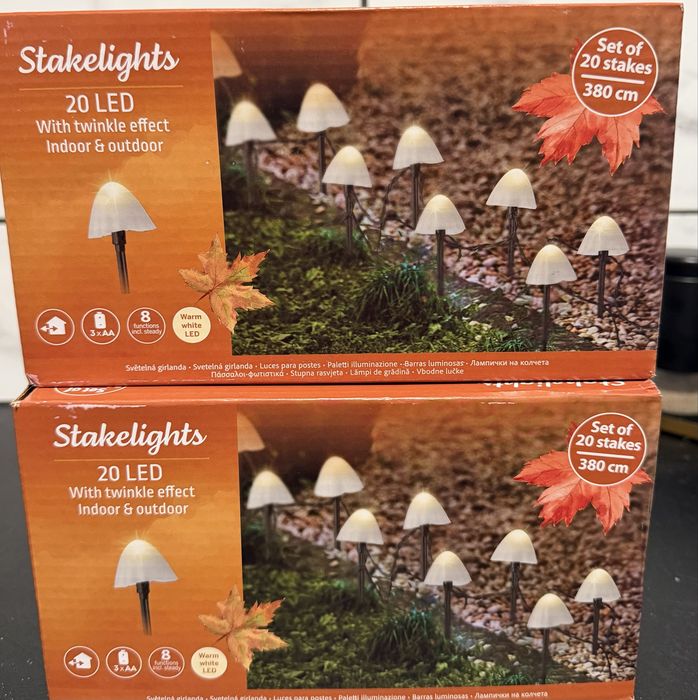 Lampki ogrodowe LED na palikach – 2 kartony – 40 lampek