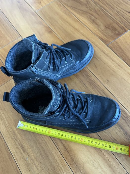 Bugatti взуття 42р