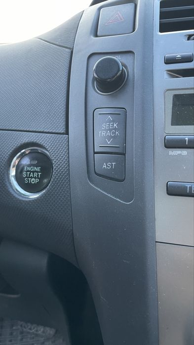 Toyota Yaris 2010 - Nacional e Cx Automática