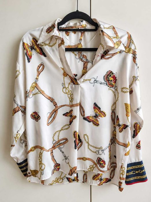Camisa Fluida com Padrão Correntes e Borboletas - Zara
