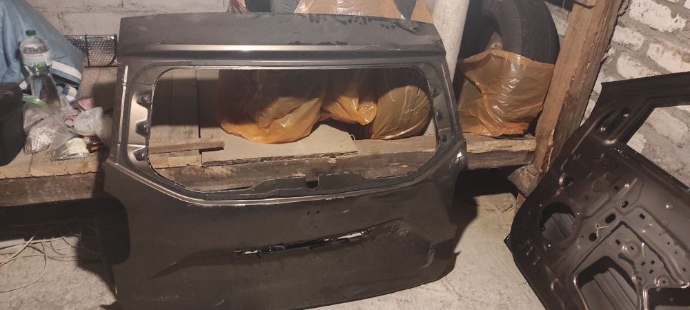 Renault Duster II, Дверь правая задняя, Крышка (дверь)багаж