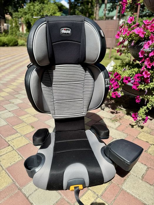 Автокрісло Chicco . Автокресло Chicco KidFit Zip Air Plus Booster Car Seat - Q Collection стан Ідеальний