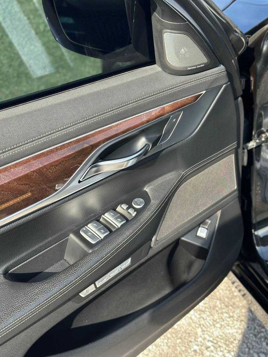 BMW 7 730D 2016р. 3.0 дизель обмін [Перший внесок від 20%]