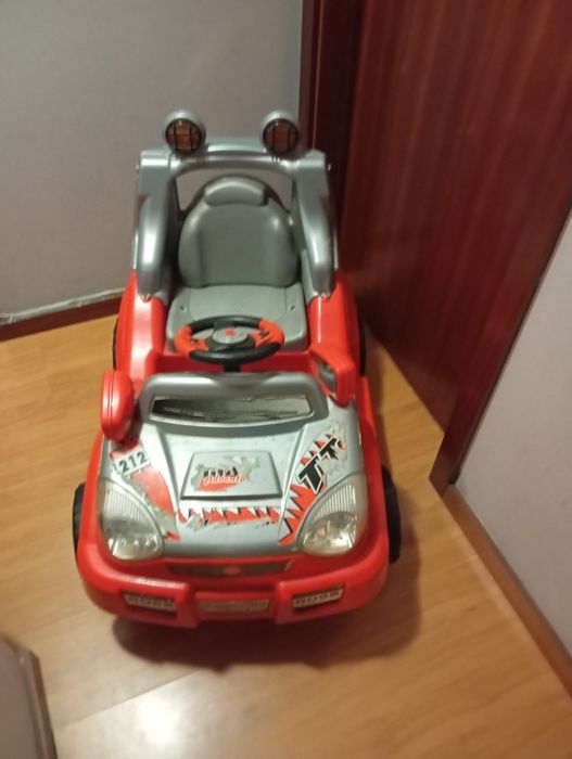 Vendo carinho de brinquedo para criança