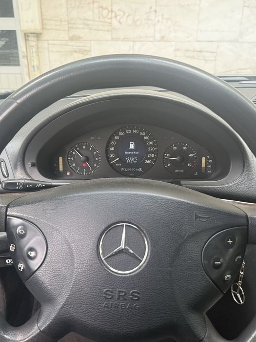 Mercedes E220 optimo estado