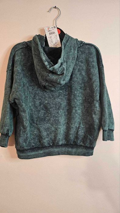Bluza z kapturem Reserved r. 104 – Efekt Sprania (Acid Wash)