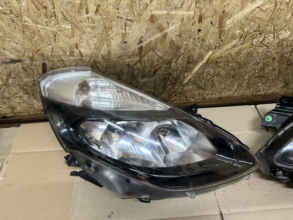 Передні фари Рено Кліо 3 Renault Clio III 2009-2012 рестайл