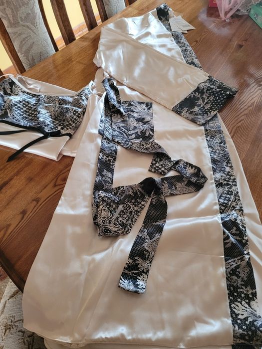 Komplet damski  r. 42 nowy
