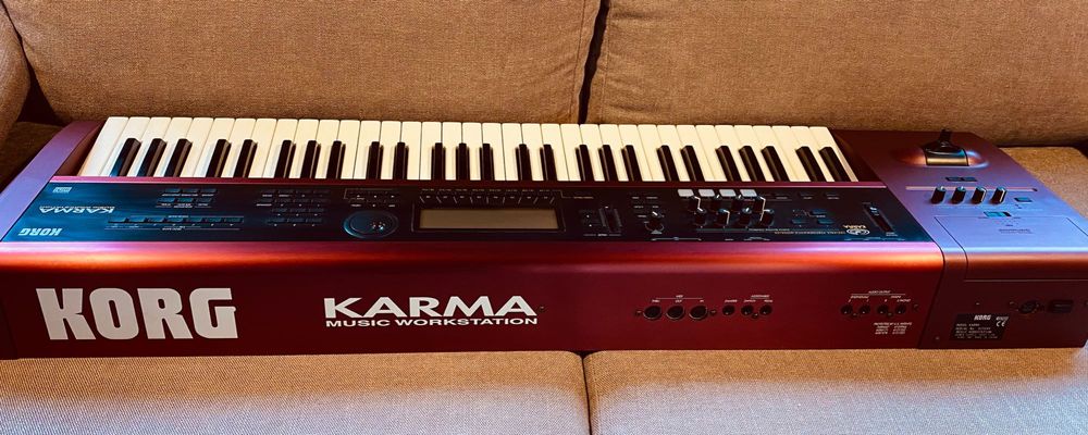 Sintetizador Korg KARMA + Placas de Expansão EXB-PCM05 e EXB-PCM09