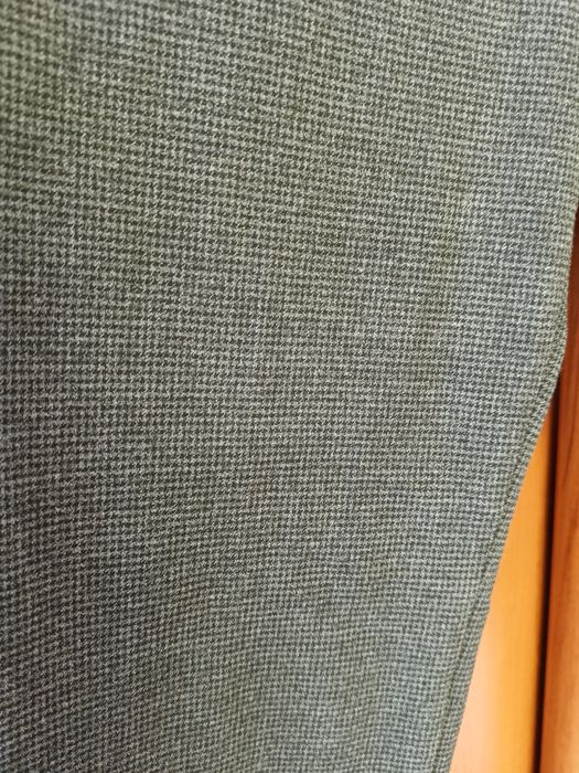 Spodnie w pepitke Uniqlo