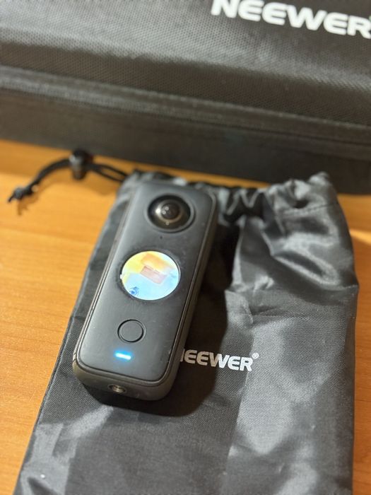 Камера Insta360 x2