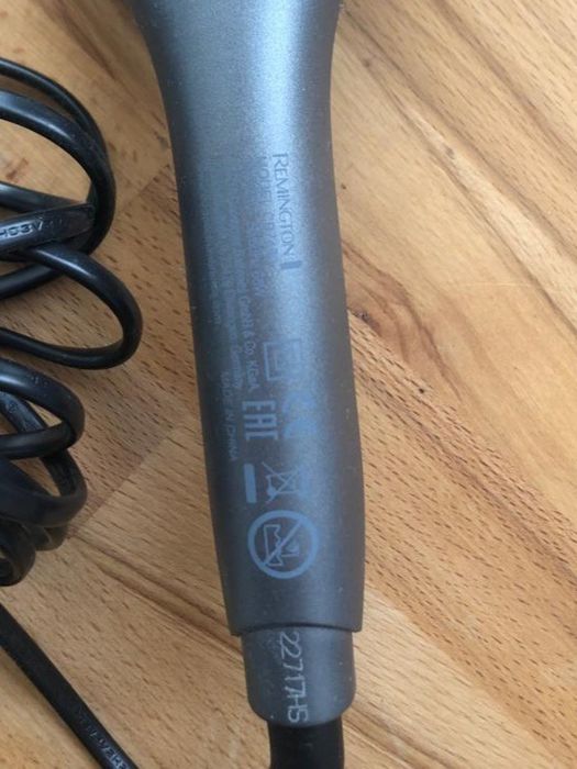 Escova alisadora Remington da edição Keratin