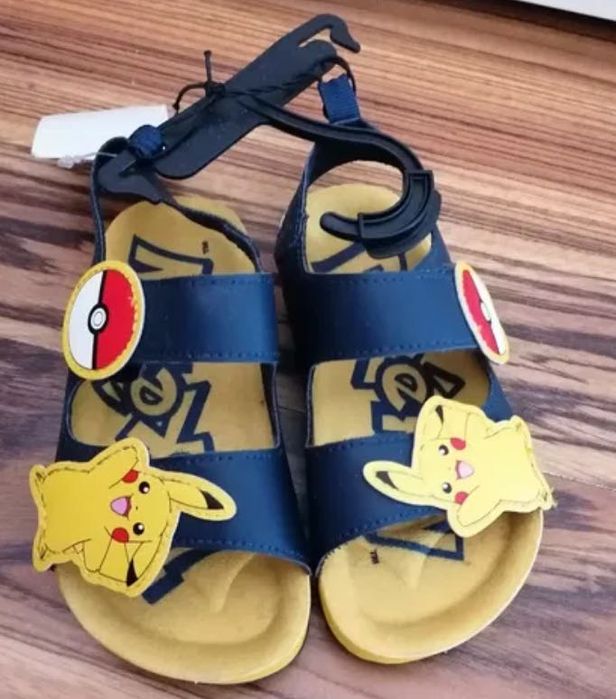 H&M Pikachu Pokemon sandały NOWE rozmiar 24