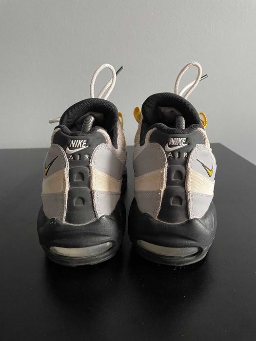 Nike Air Max 95 Essential Tour Yellow patta travis og