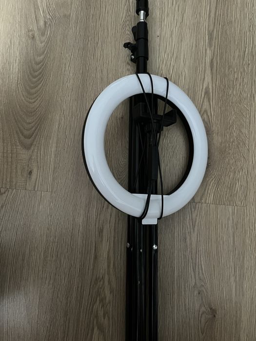 кольцевая лампа