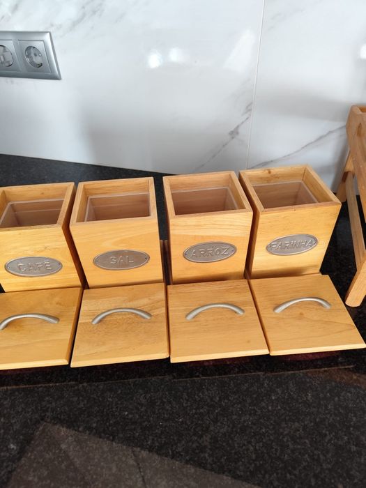 Caixas/frascos bamboo para arroz (capacidade 0.5kg)