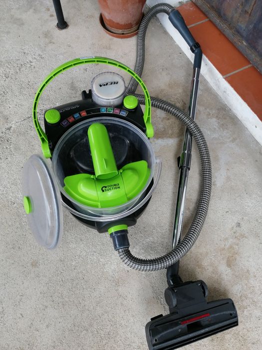 Aspirador Aquilter da Mundial Casa  a água