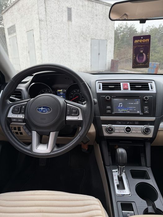Subaru Legacy 2015г