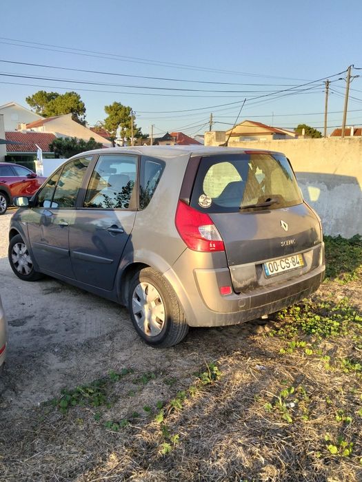 Renault  Scénic 1.5 Dci de 2007 — photo 2