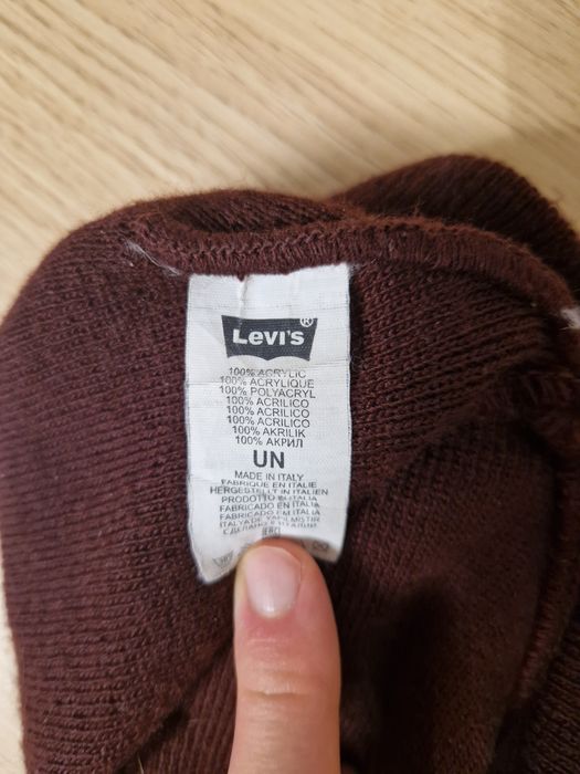 Czapka bordowa Levi's
