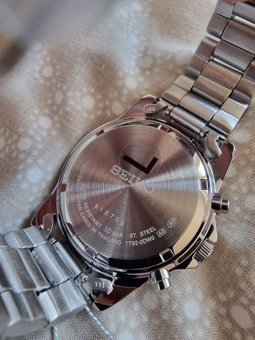 Nowy zegarek Seiko czerwony - Dowód zakupu