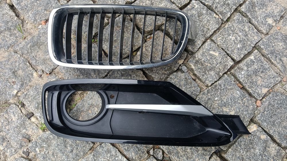 Grelha de parachoques BMW f30 F31 de 2014