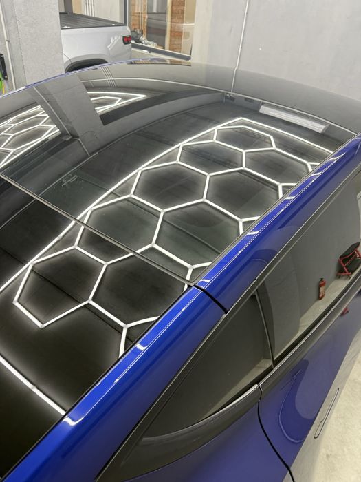 Панорма Tesla Model Y