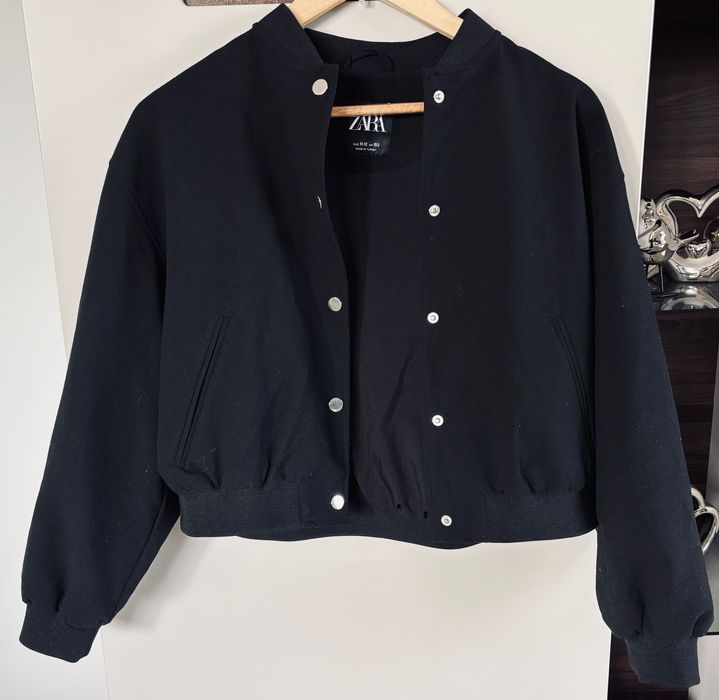 Kurtka bomberka materiałowa