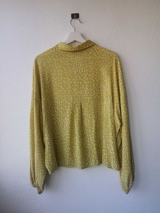 Camisa amarela Koker, TU