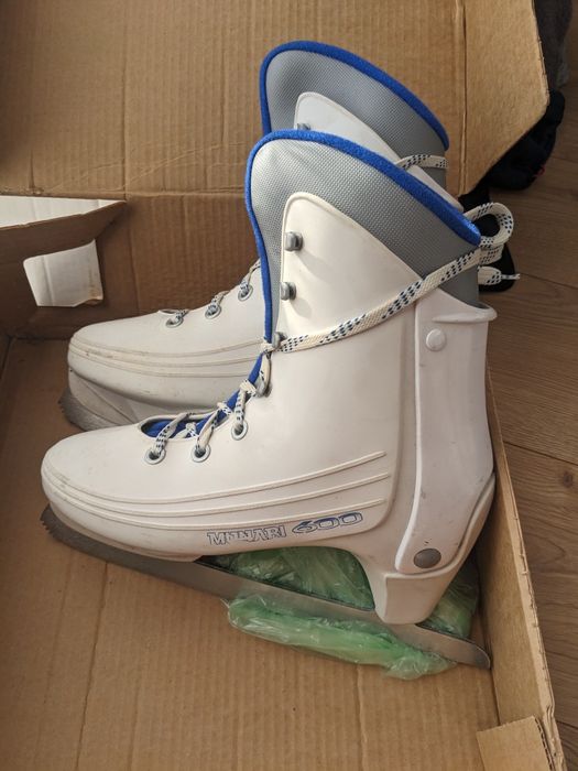 Łyżwy figurowe rozmiar 42, munari 600