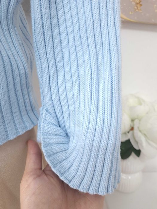 Damski Jasny Niebieski Błękitny Baby Blue Sweter Golf S