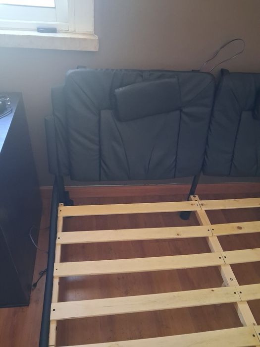 Cama LED com estrado e colchão viscoelástico molaflex