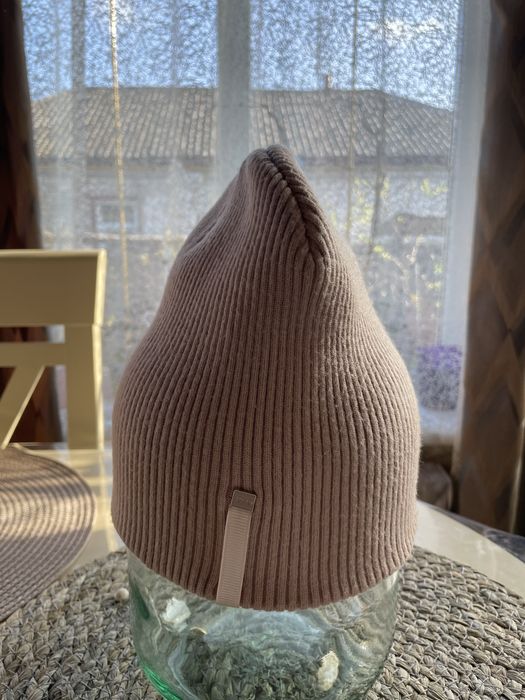 Шапка демисезонна гірчична бежева