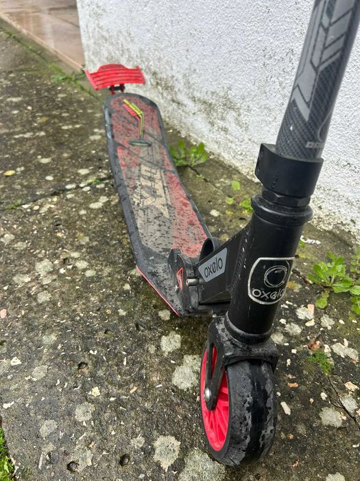 Trotinete Freestyle dobrável Oxelo DTX preto/vermelho