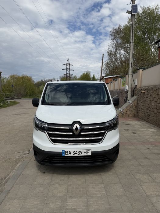 Продам Renault Trafic 2022