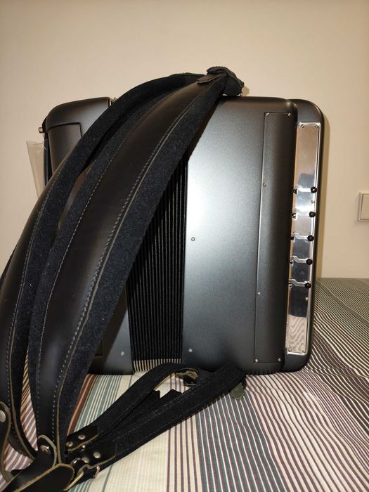 Vendo Acordeão Cavagnolo Novo