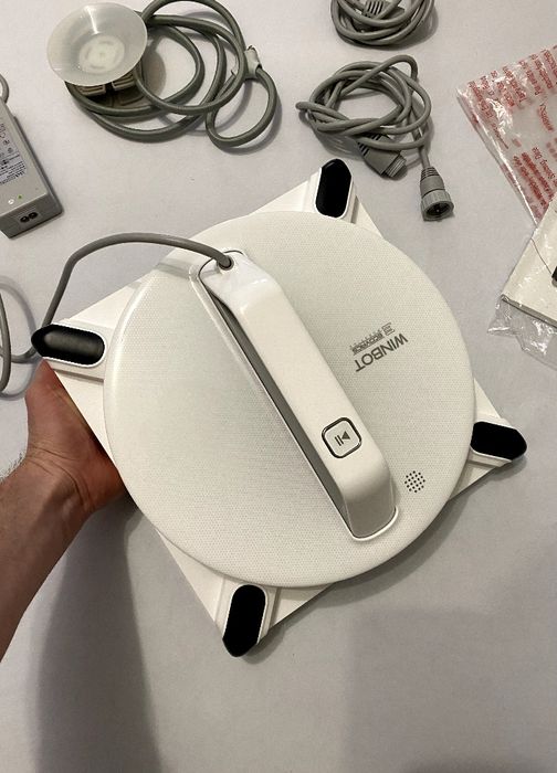Робот-пилосос для Вікон Ecovacs Winbot 950 мийник миття вікон